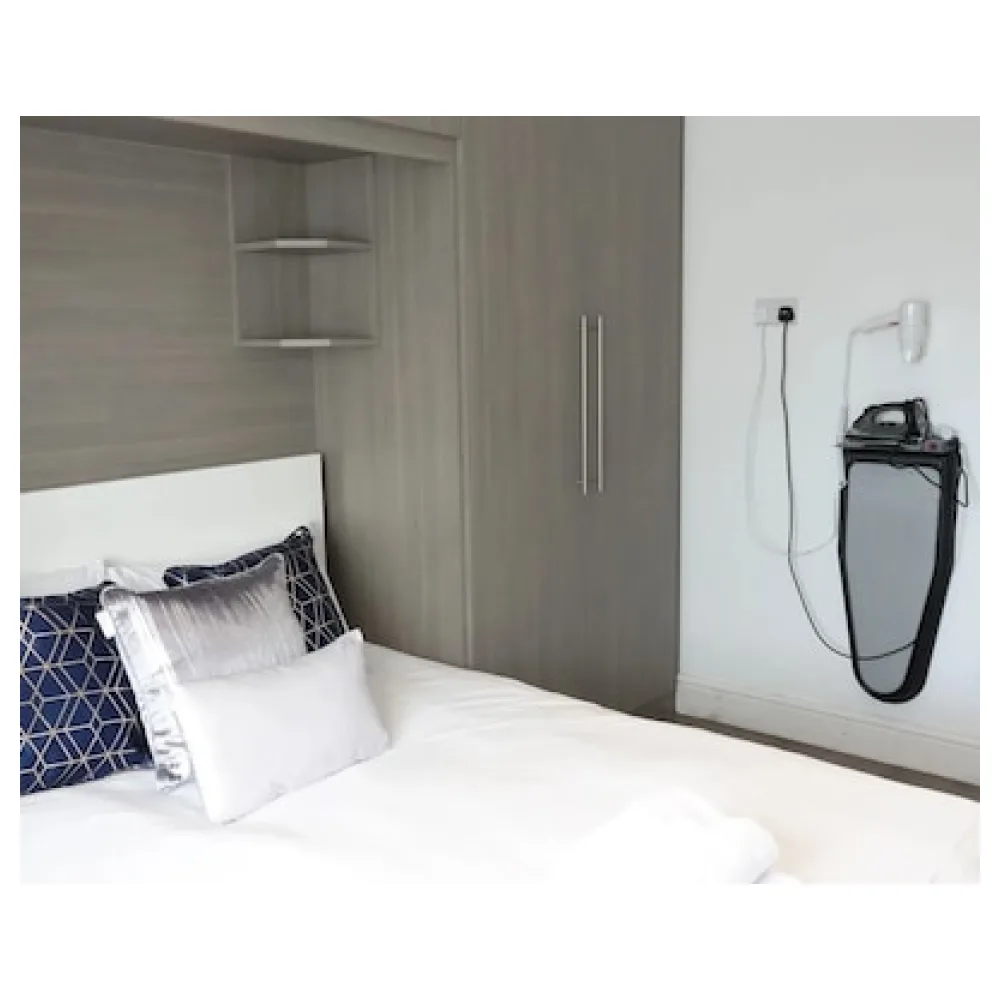 Grand Airport Ensuites