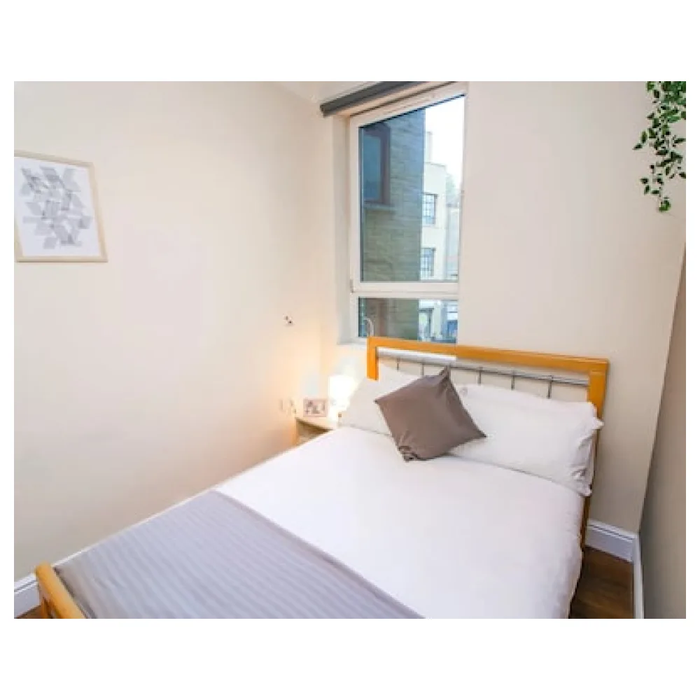 City view flat at Liverpool st Brick Ln