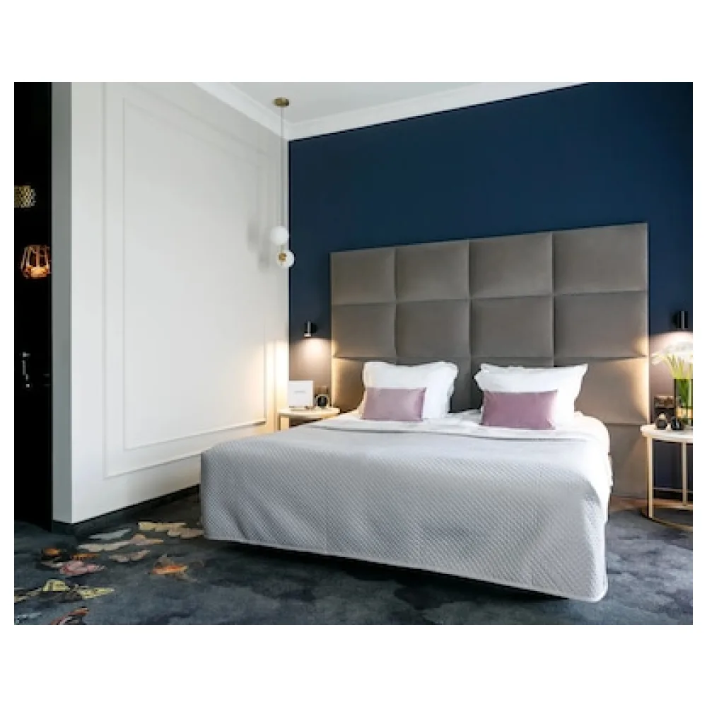 Queen Boutique Hotel