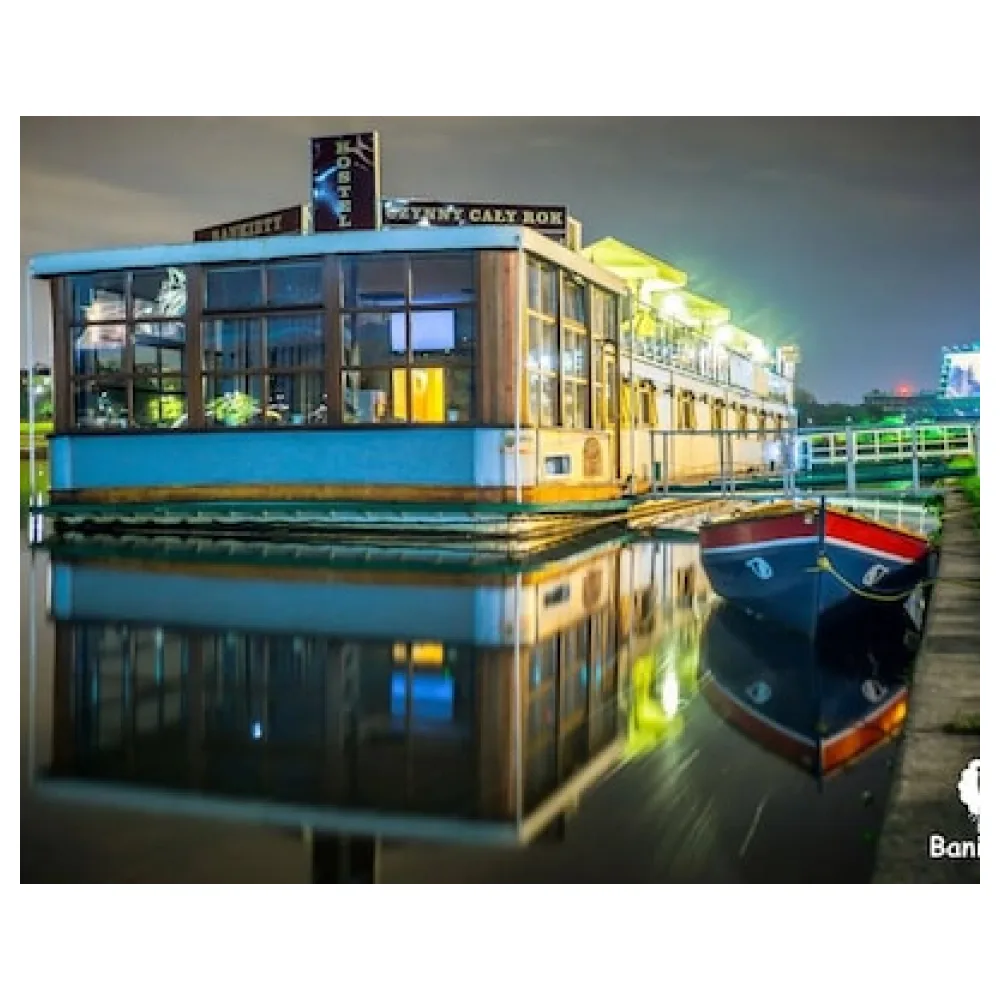The Boat - Hostel&Chill