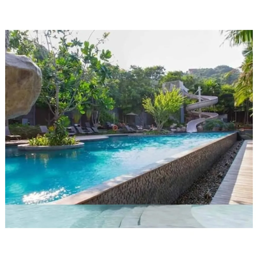 Large High Floor Best Pool Great Location