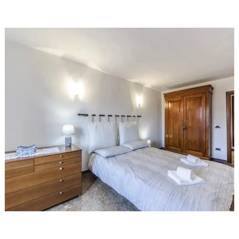 Maurizio House