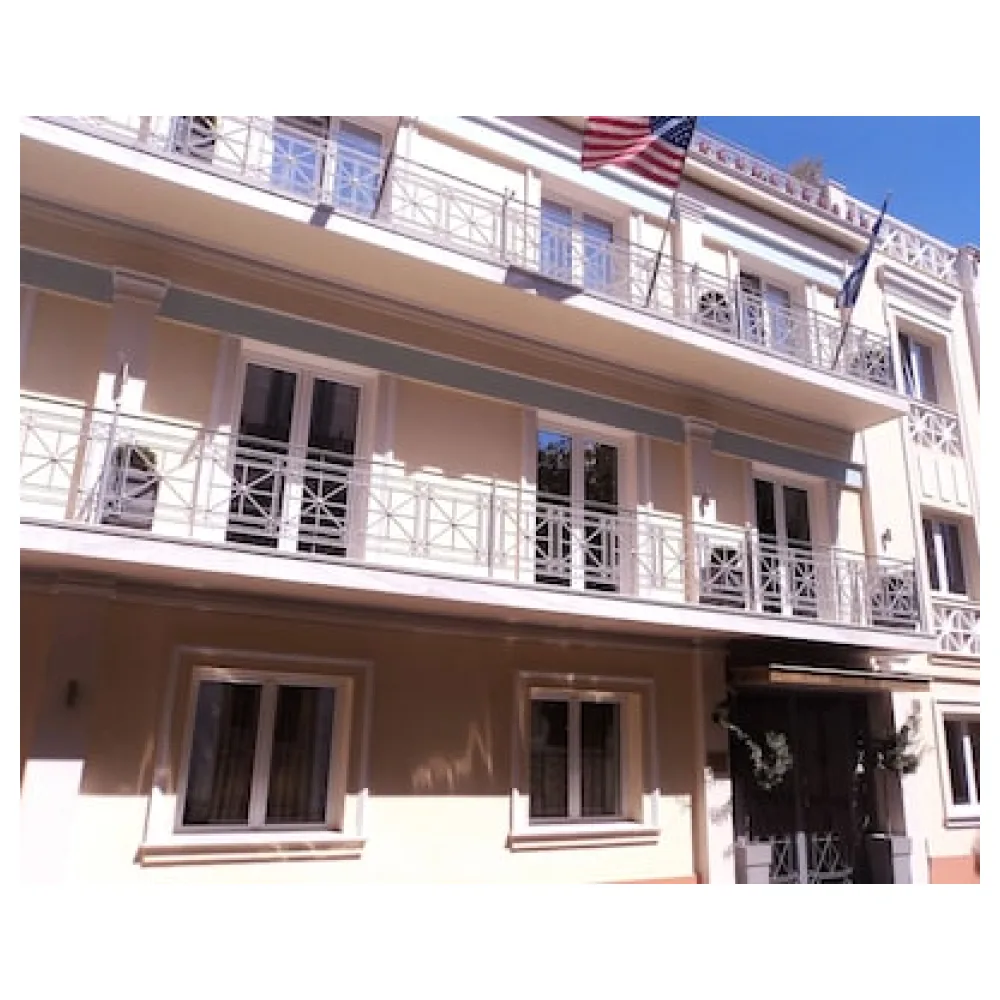 Ava Hotel and Suites