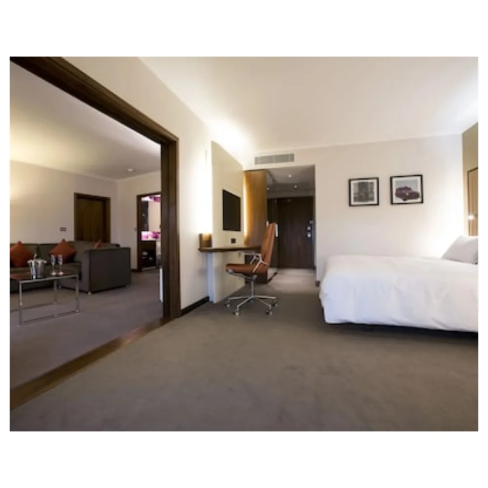 Hilton London Heathrow Airport Terminal 5