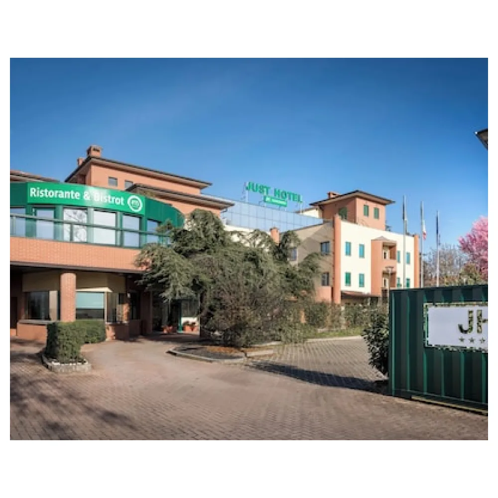 Just Hotel Saronno