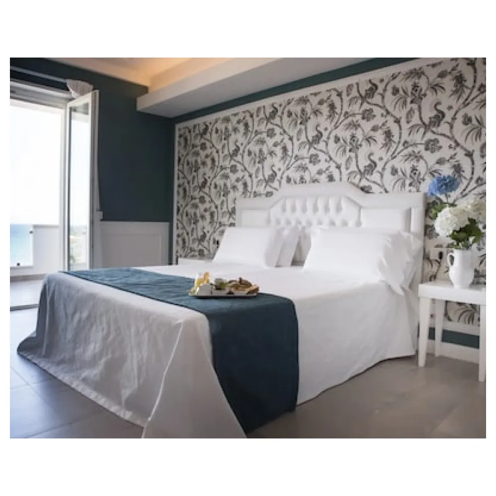 Bianco Riccio Suite Hotel