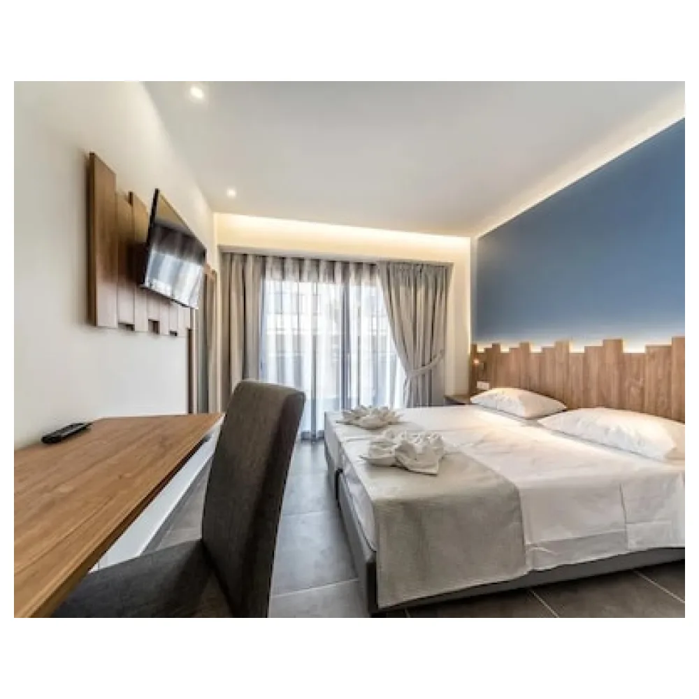 Pollis Hotel