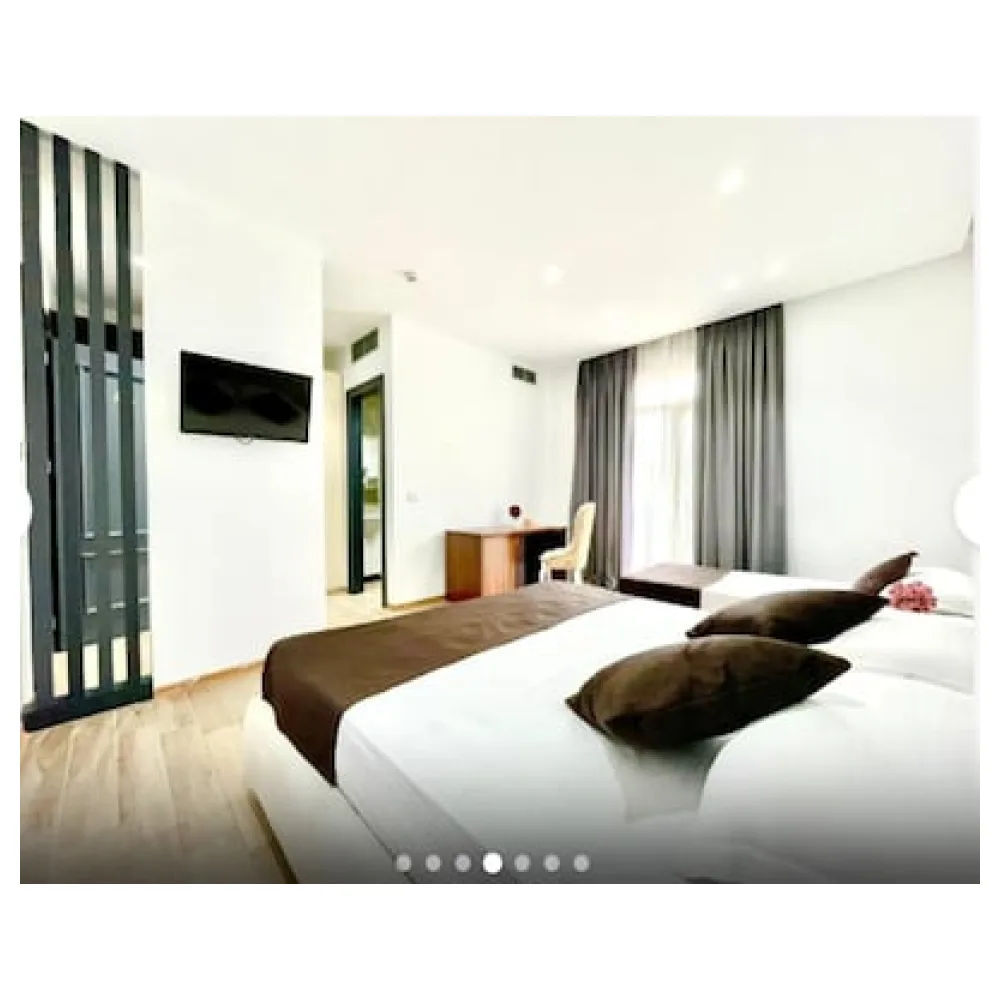 AMH Hotel Durres