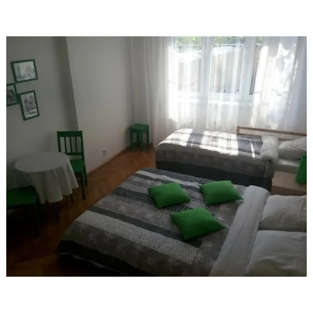 Lorf Hostel&Apartments