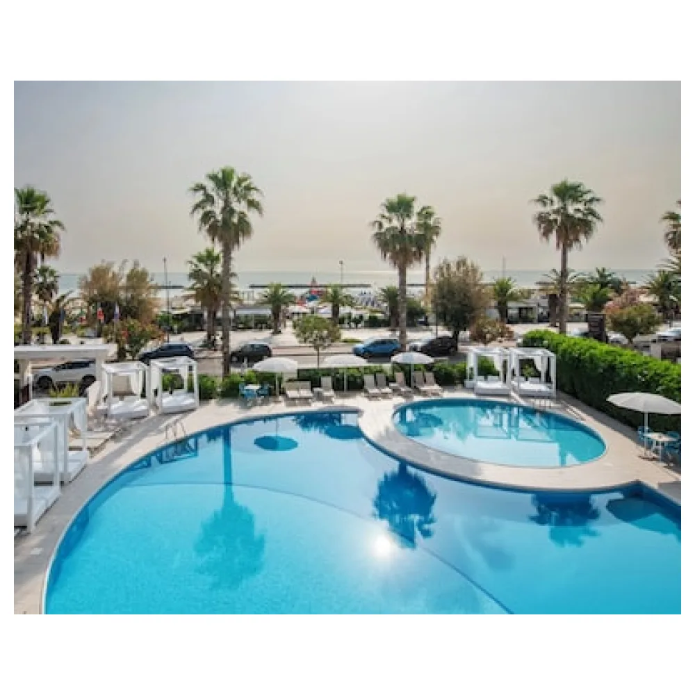 International Hotel & Suite