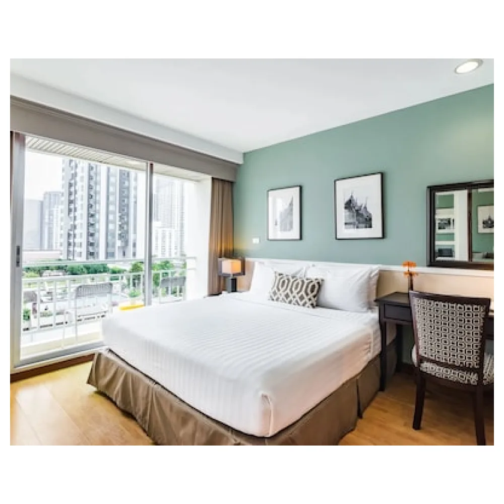 Evergreen Place Siam by UHG
