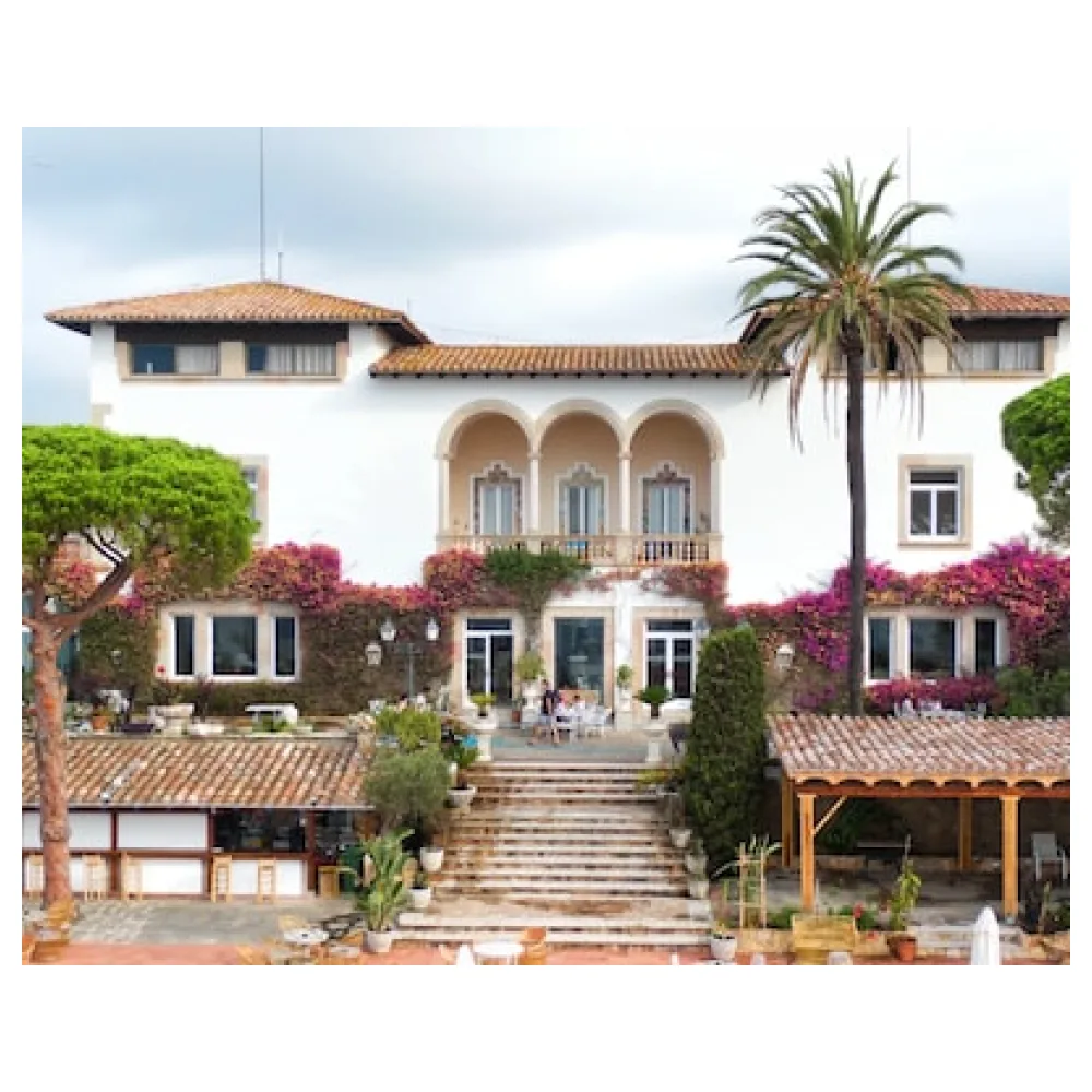 Hotel Roger de Flor by Seleqtta