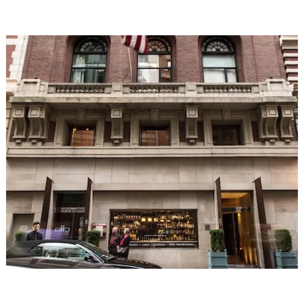 City Club Hotel