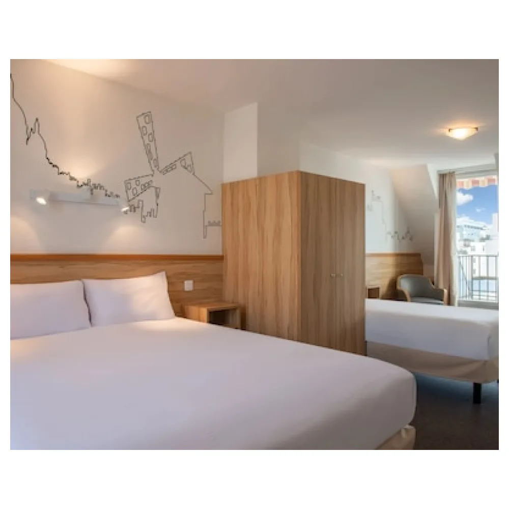 Pacific Hotel Fondary