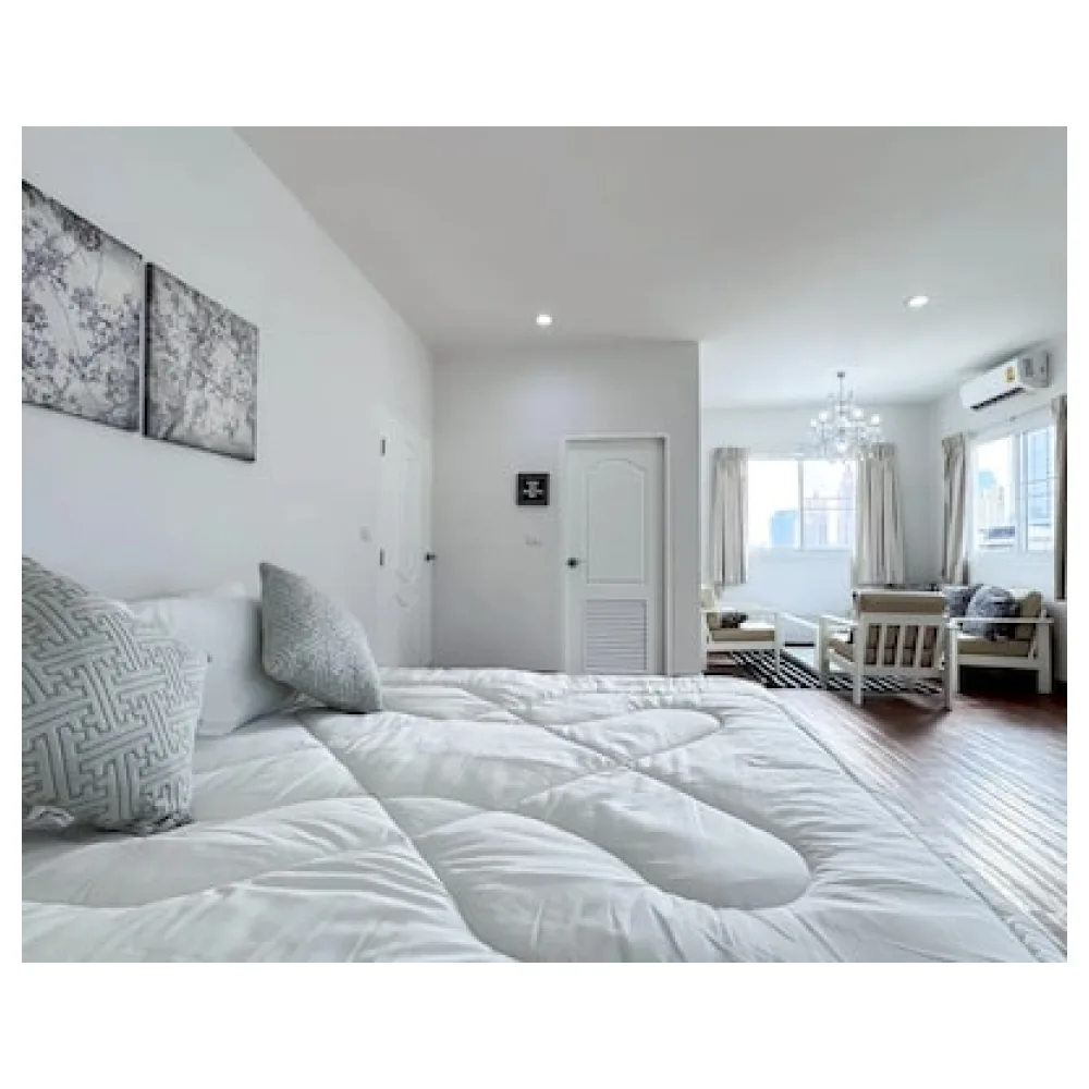 Blissful Heaven Residence at BTS Phromphong Emdistrict Shopping Area