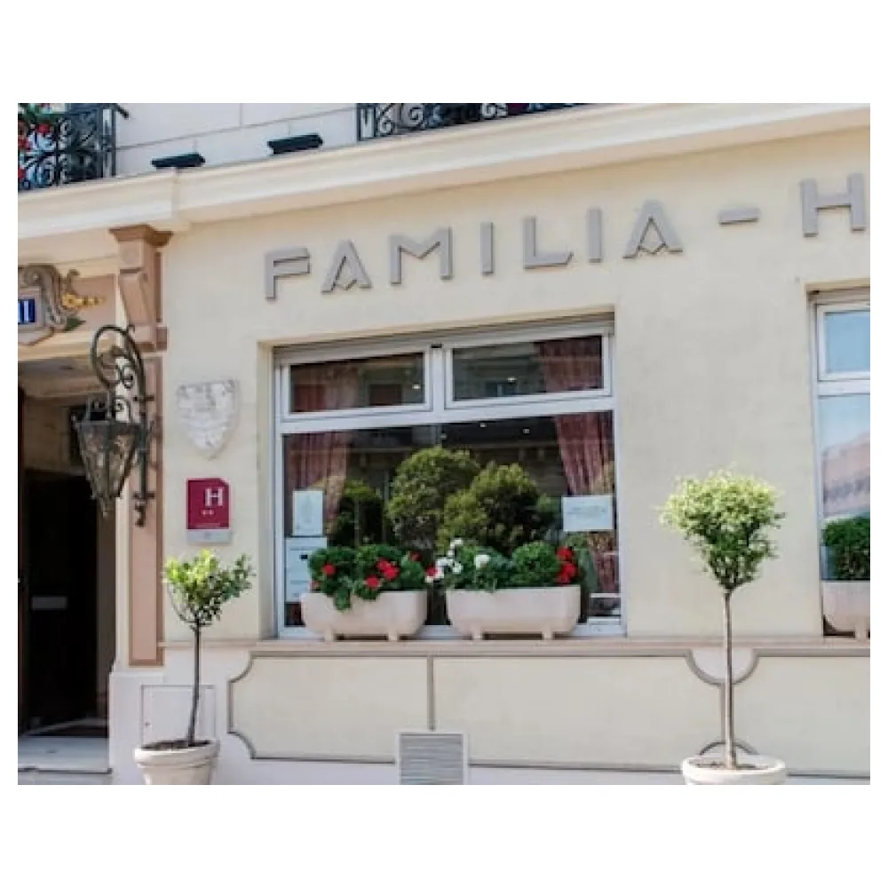Familia Hotel
