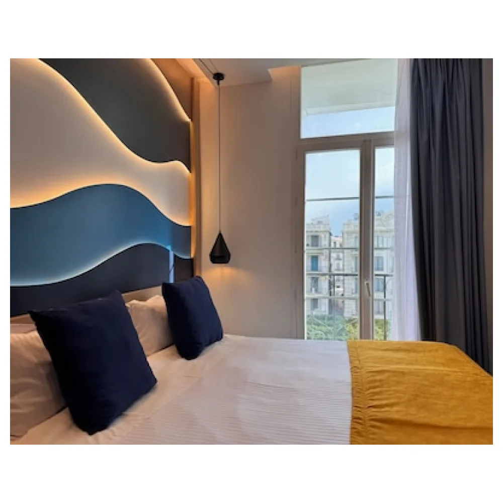 Hotel Carlton