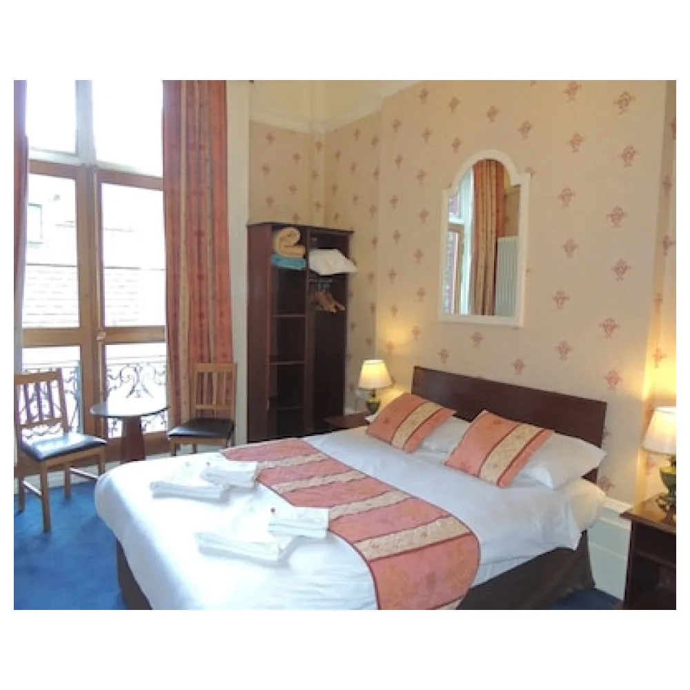 Dolphin Hotel