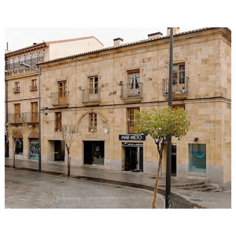 Ikonik Plaza Mercado
