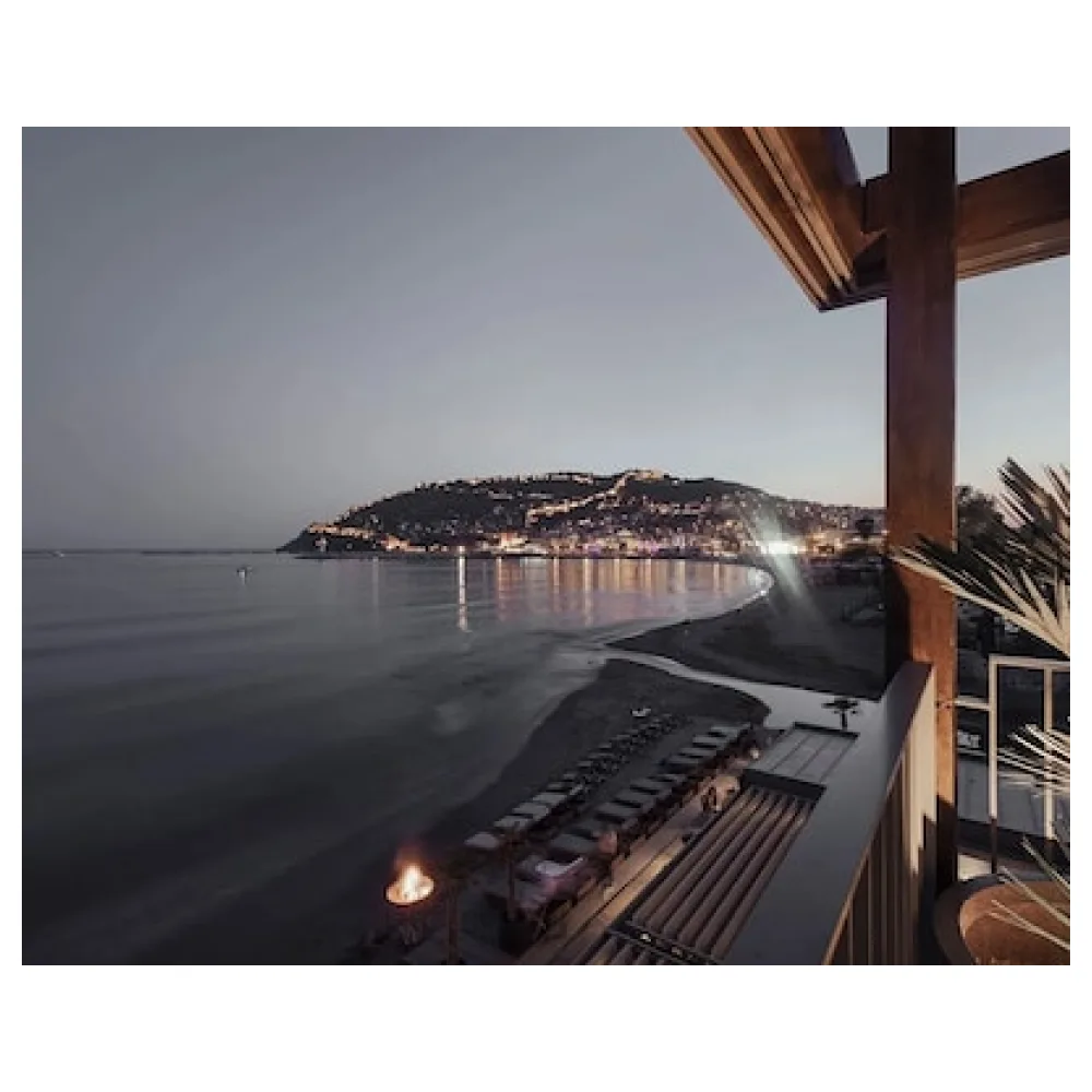 En Vie Beach Boutique Hotel - Adults Only