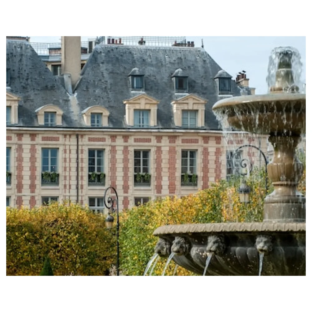 Cour des Vosges - Evok Collection