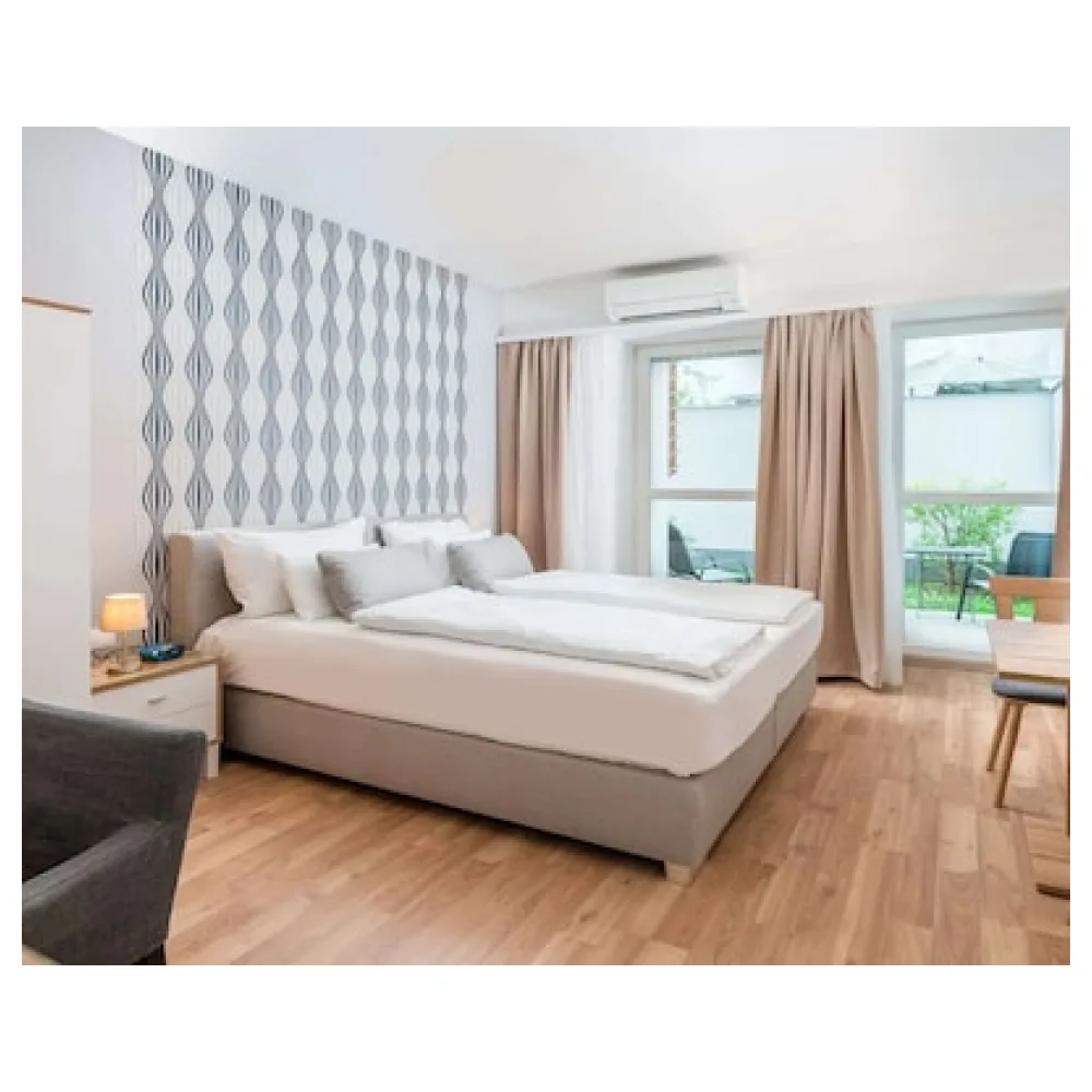 Best Western Plus Celebrity Suites