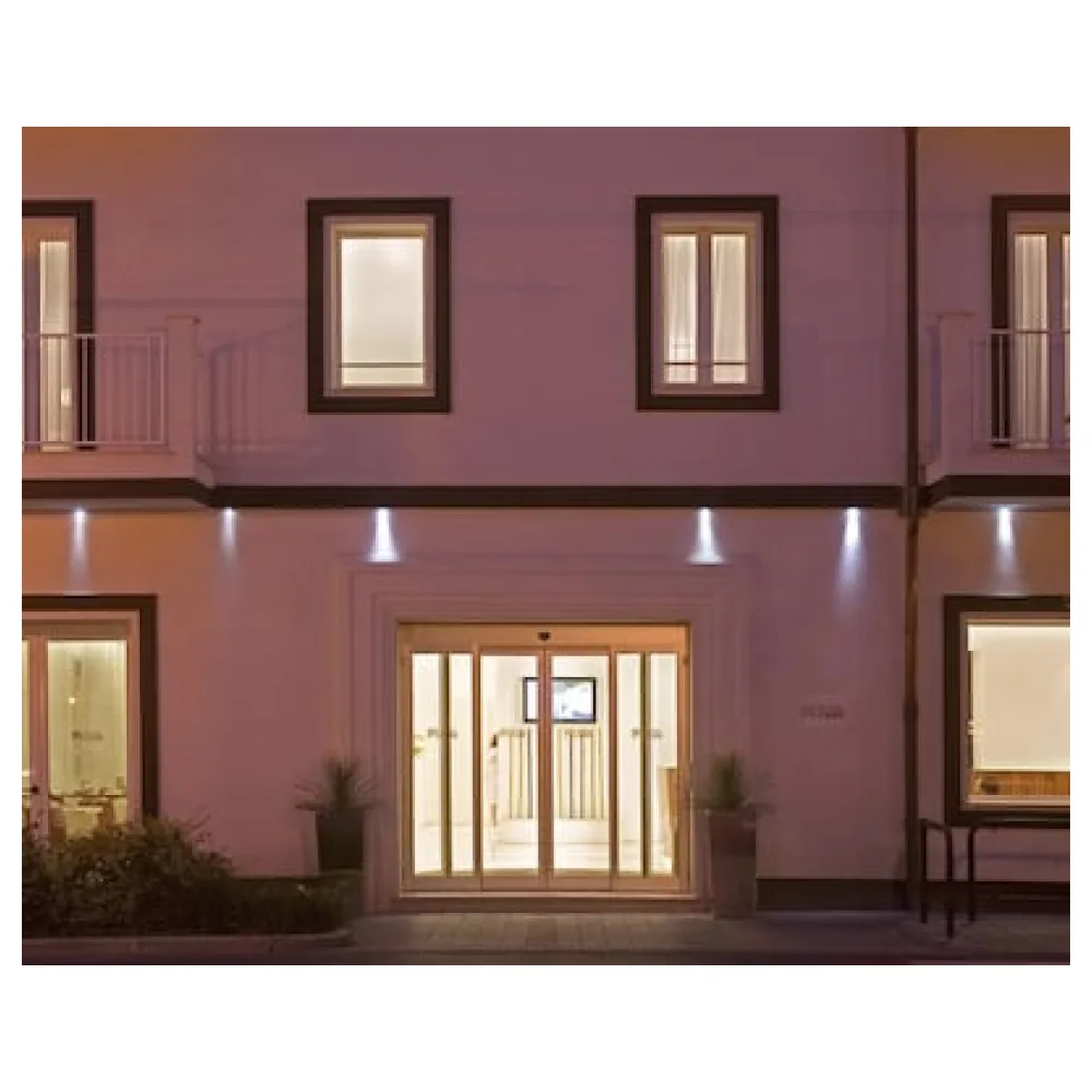 Hotel Card International