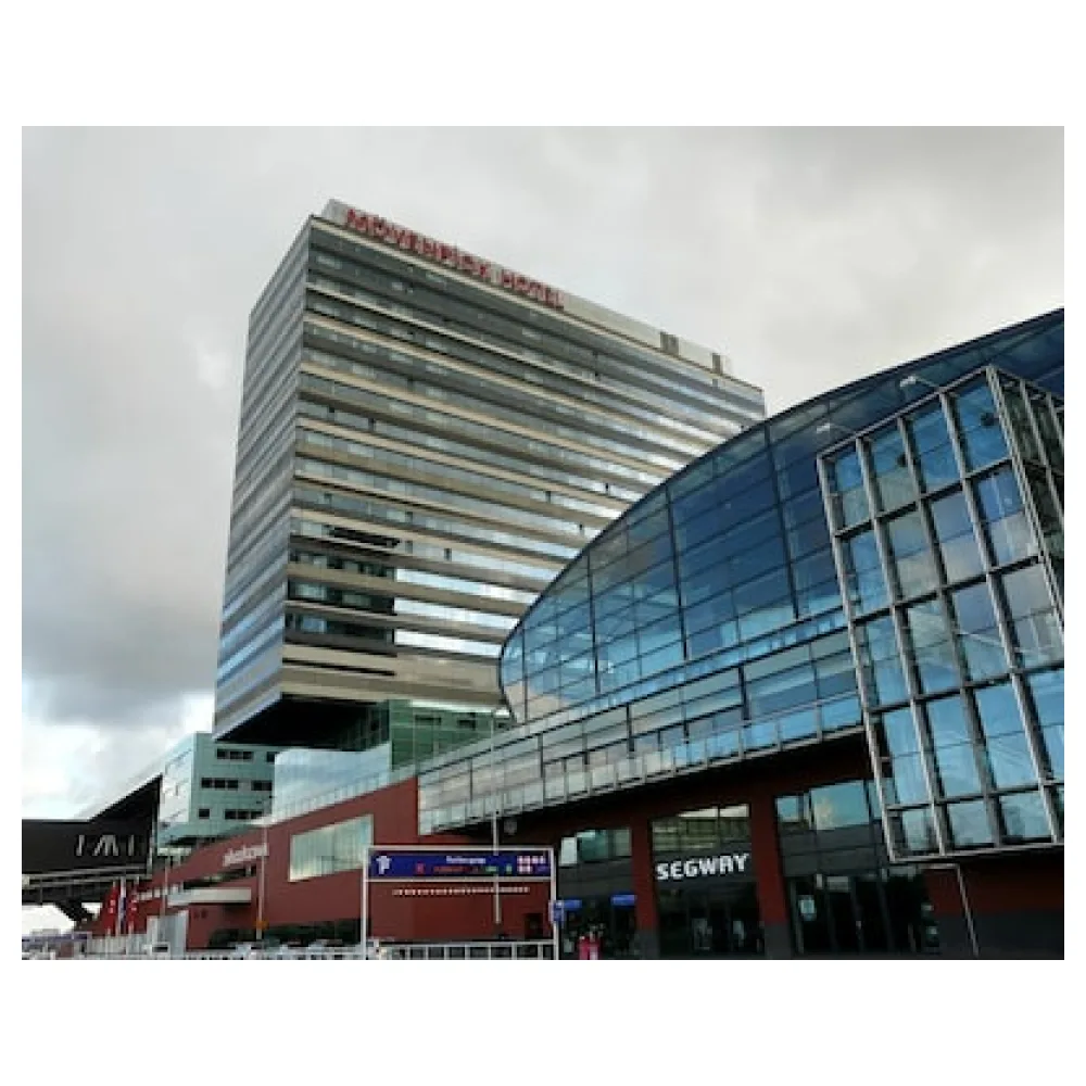 Mövenpick Hotel Amsterdam City Centre