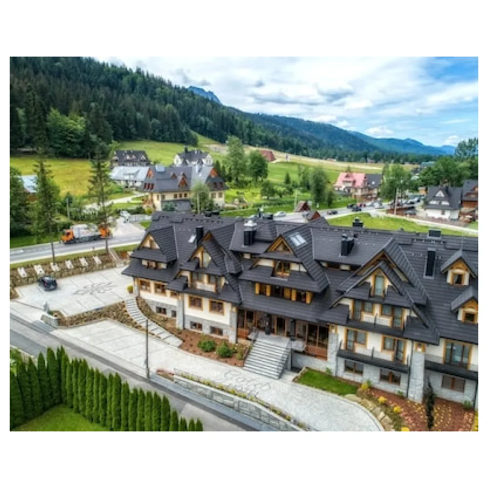 Gold Hotel