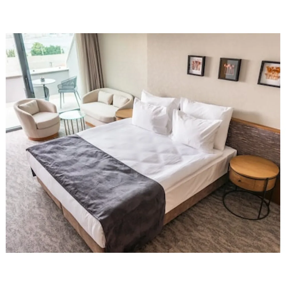 Meg Hotel