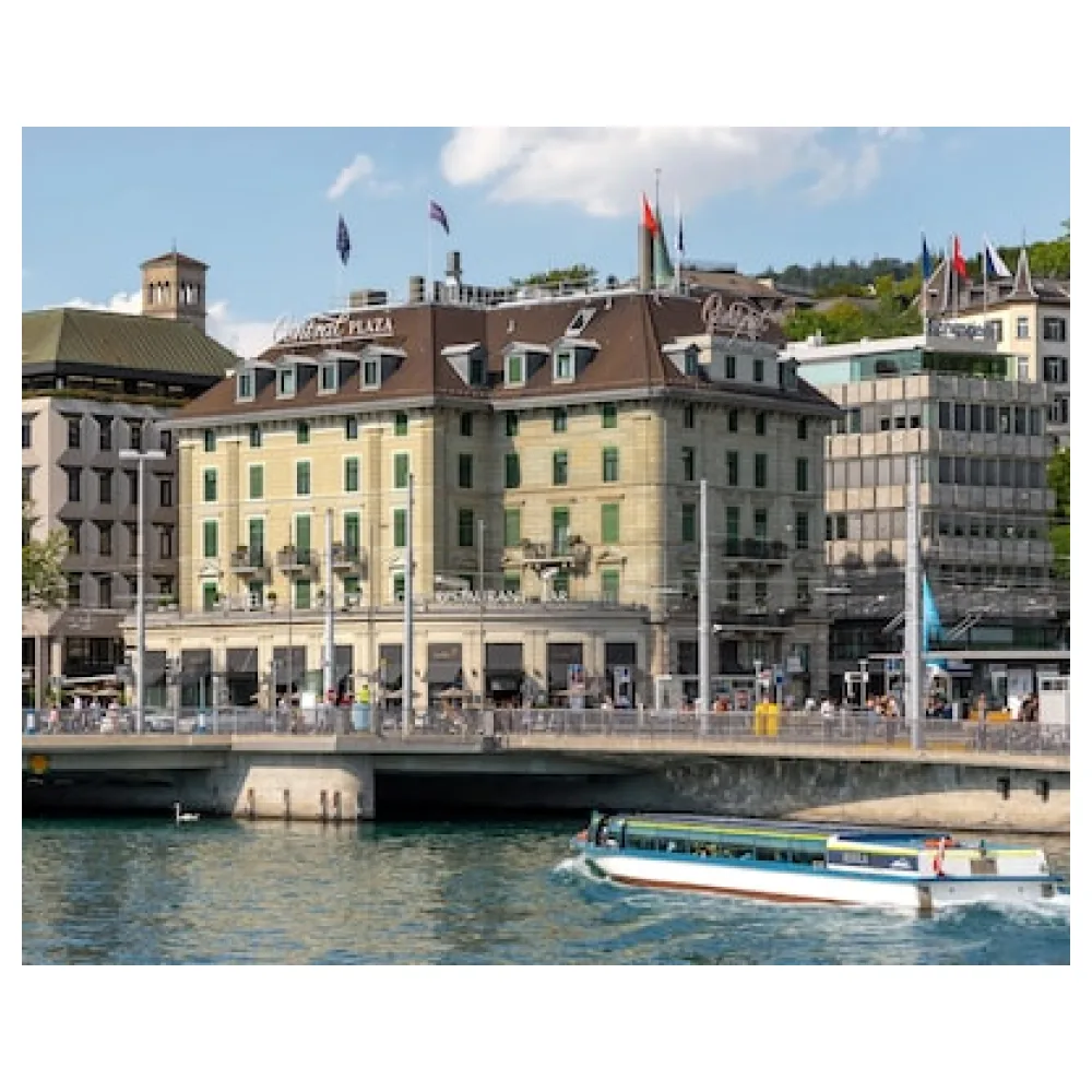 Central Plaza Hotel