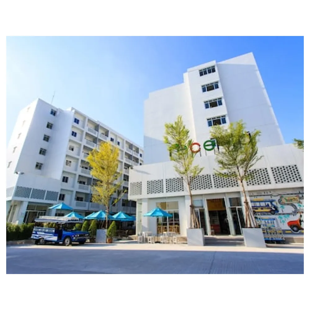Recenta Suite Phuket Suanluang