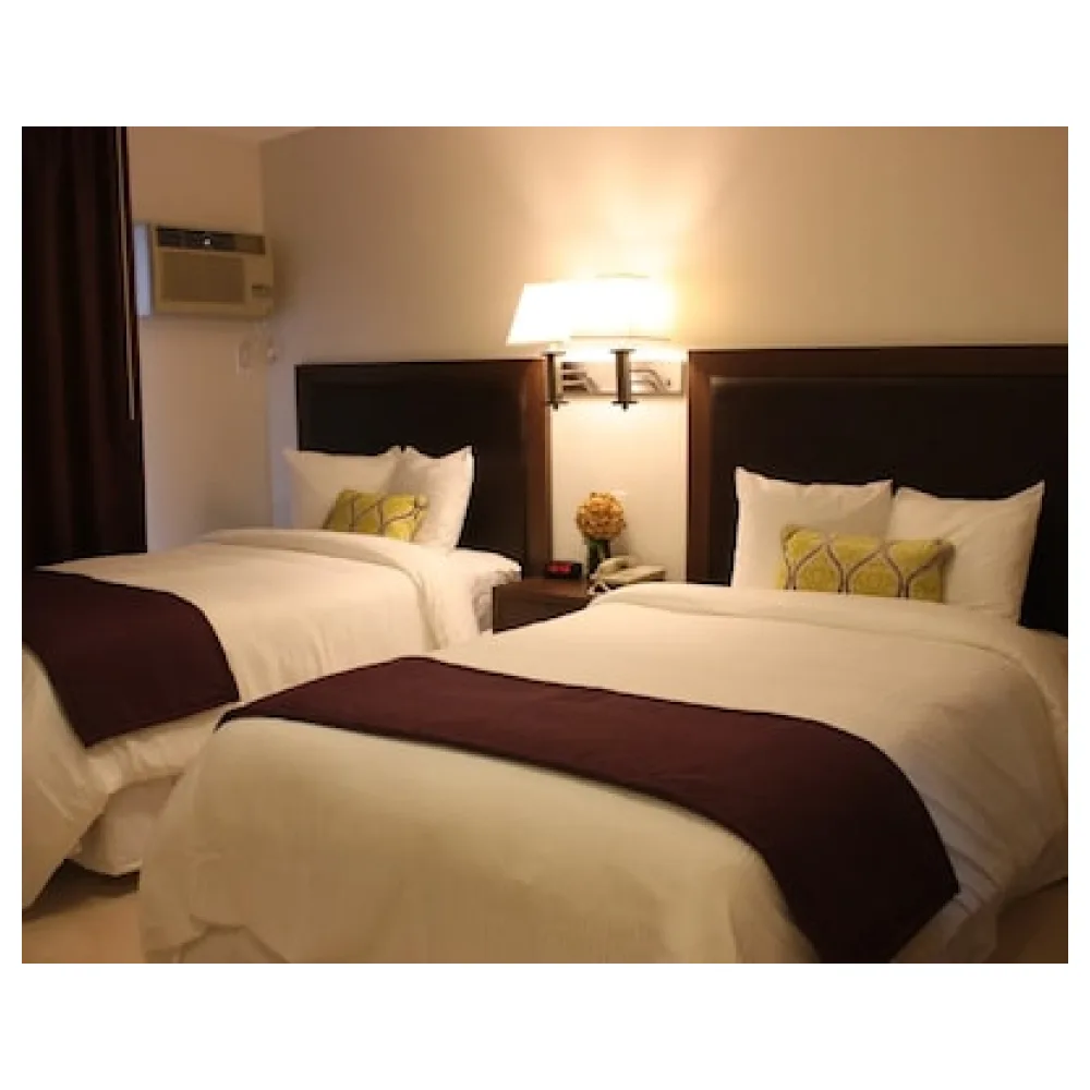 Collins Hotel