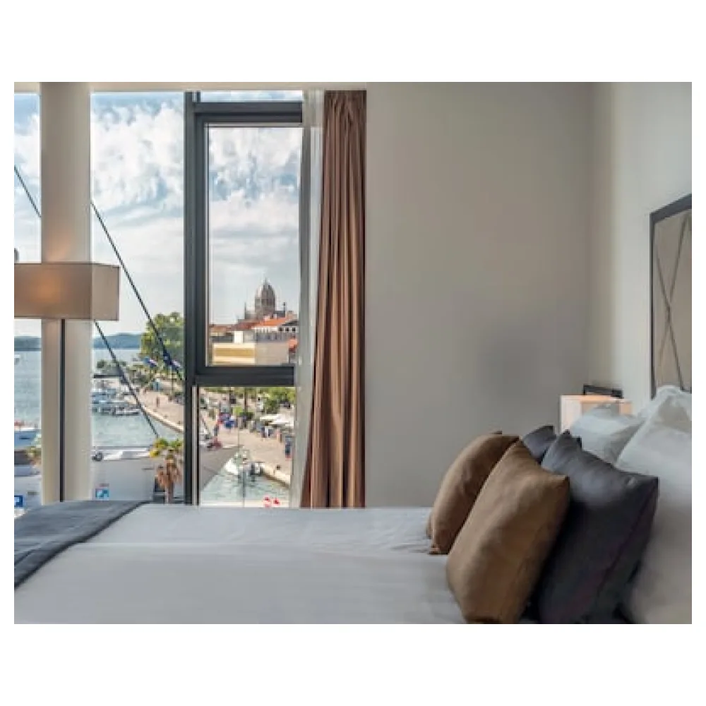 Bellevue Superior City Hotel