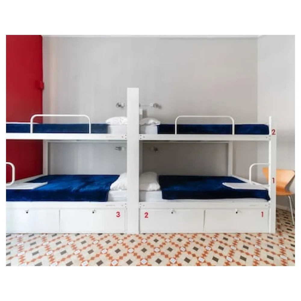 Red Nest Hostel