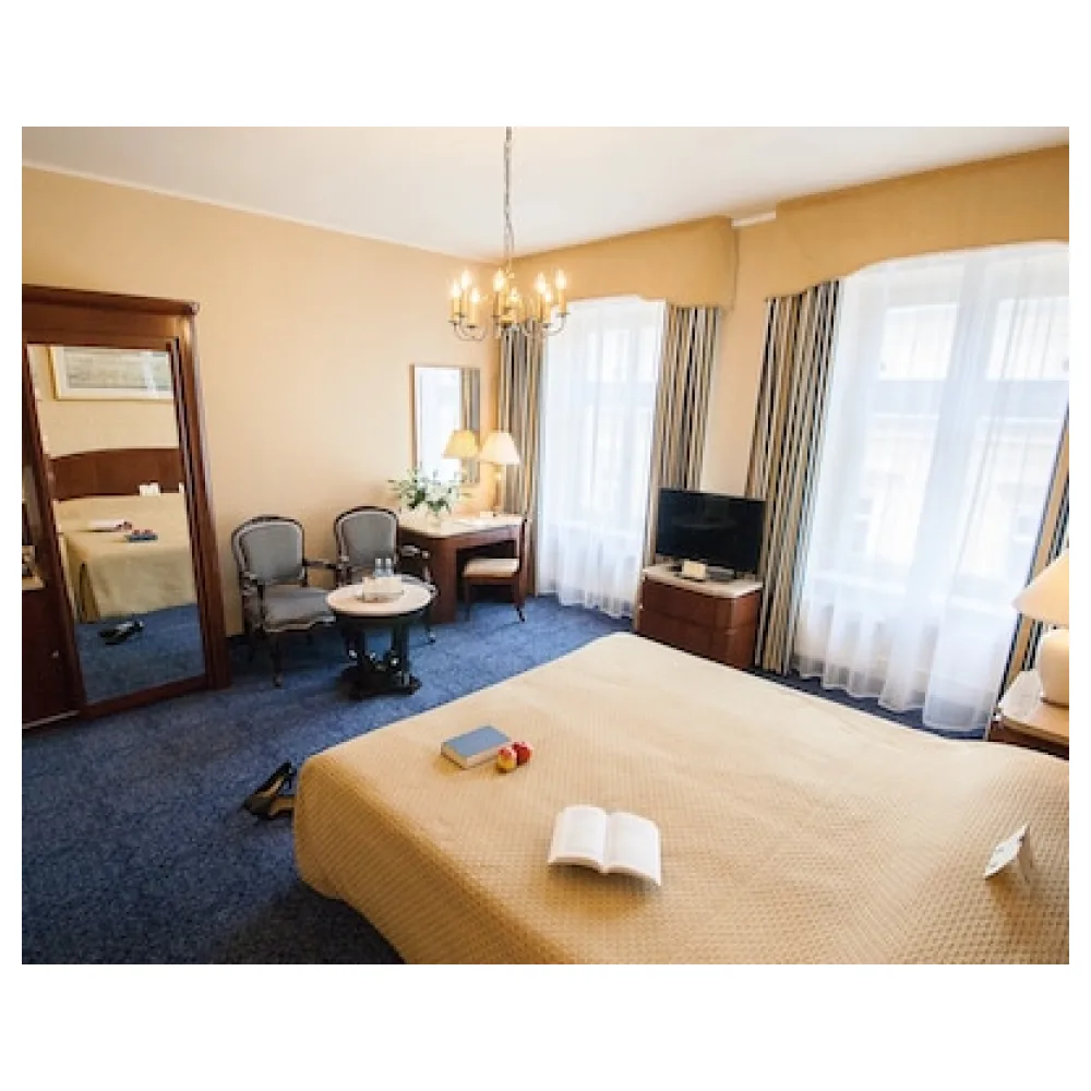 Grand Hotel