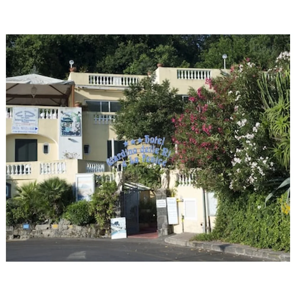 Hotel Giardino delle Ninfe e la Fenice