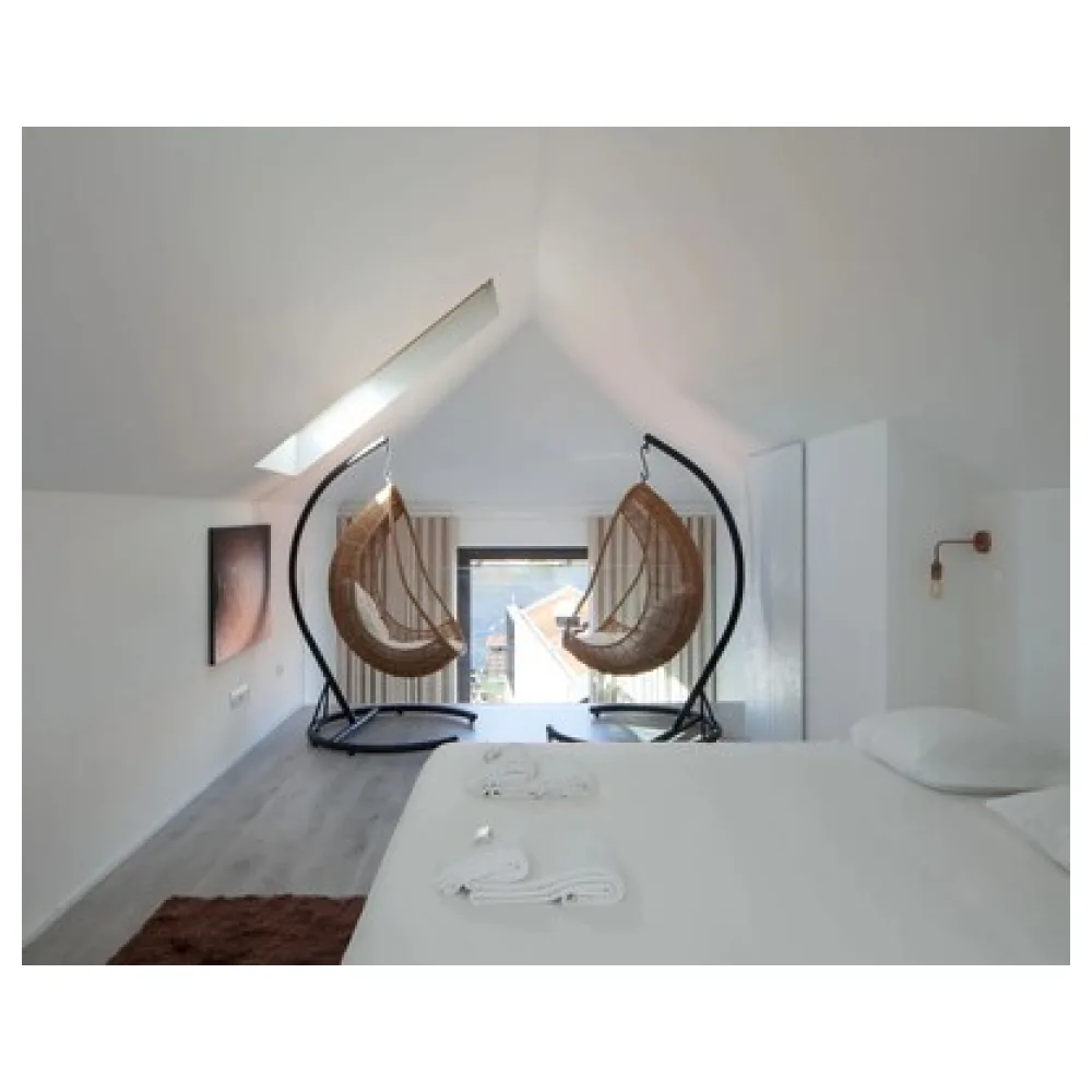 7 Gaia Roaster Apartments