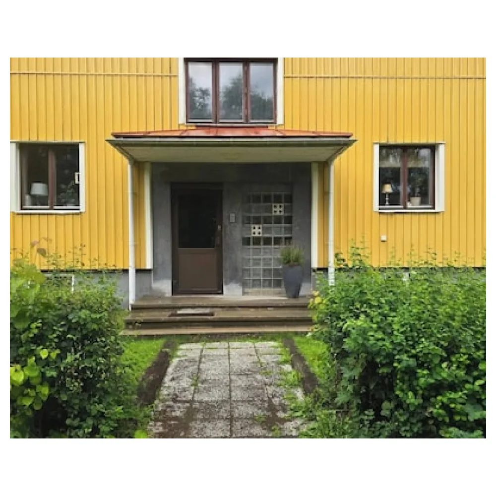 Small cozy basement apartment