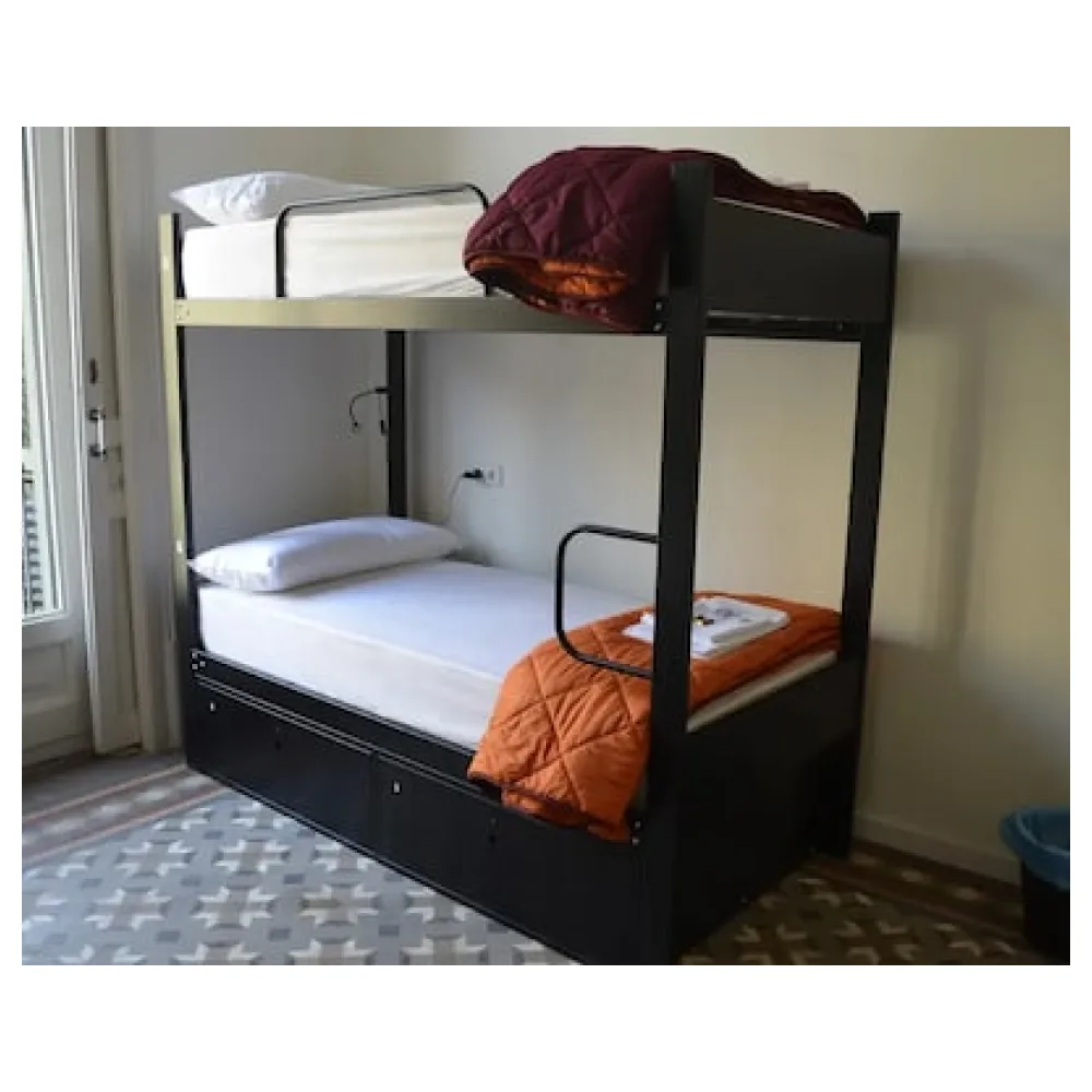 360 Hostel Borne