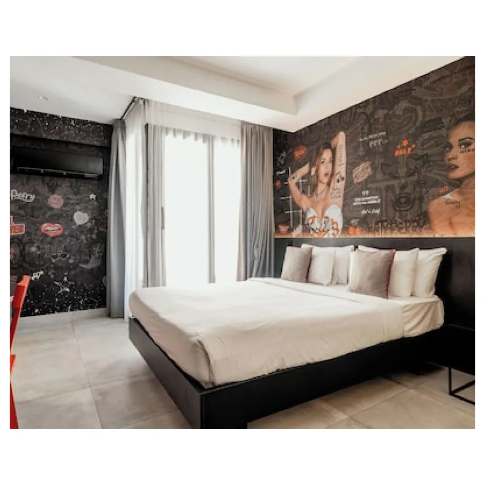 So City Hotel