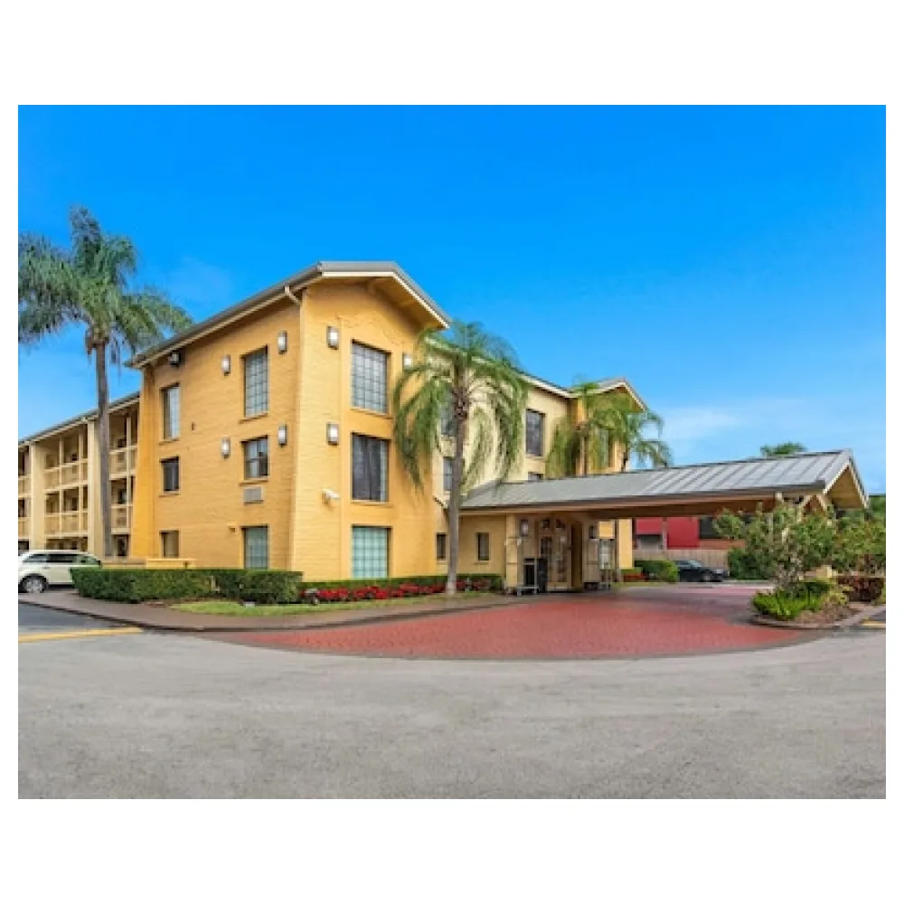 La Quinta Inn by Wyndham Miami Airport North