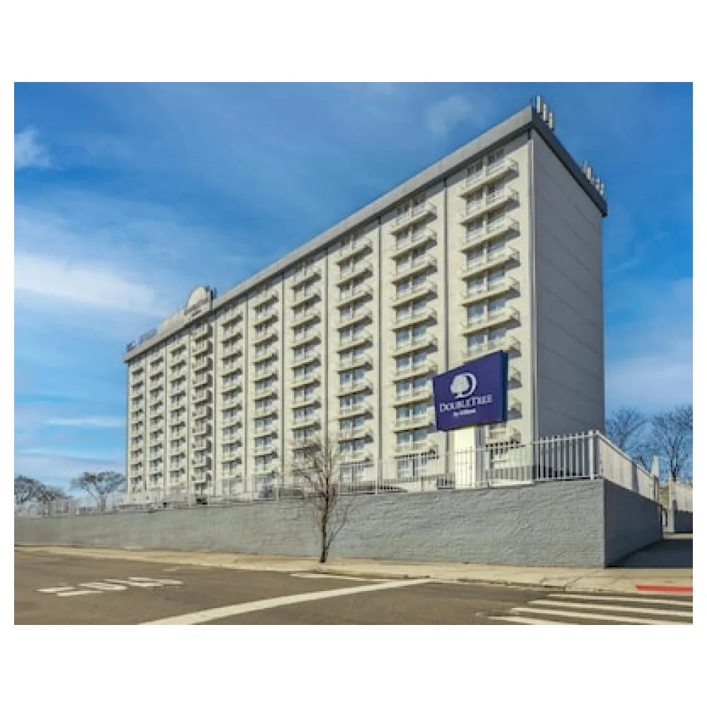 DoubleTree by Hilton New York JFK Airport