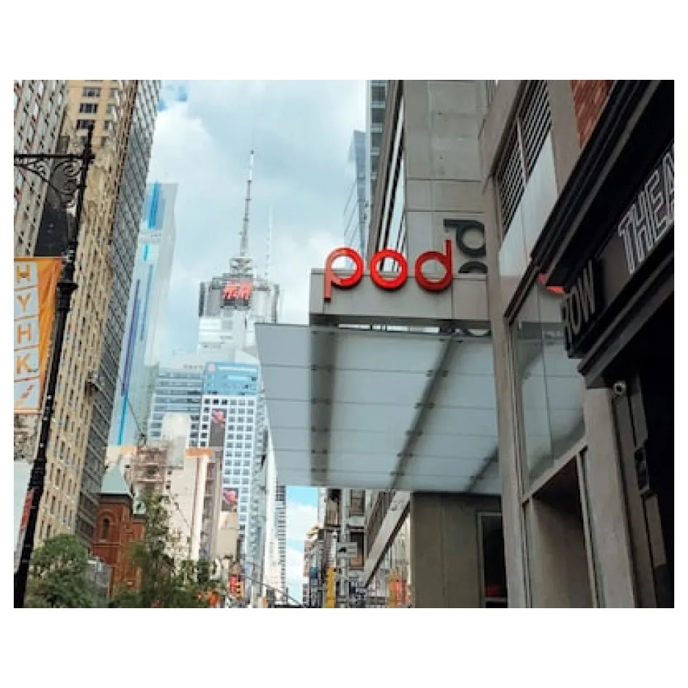 Pod Times Square