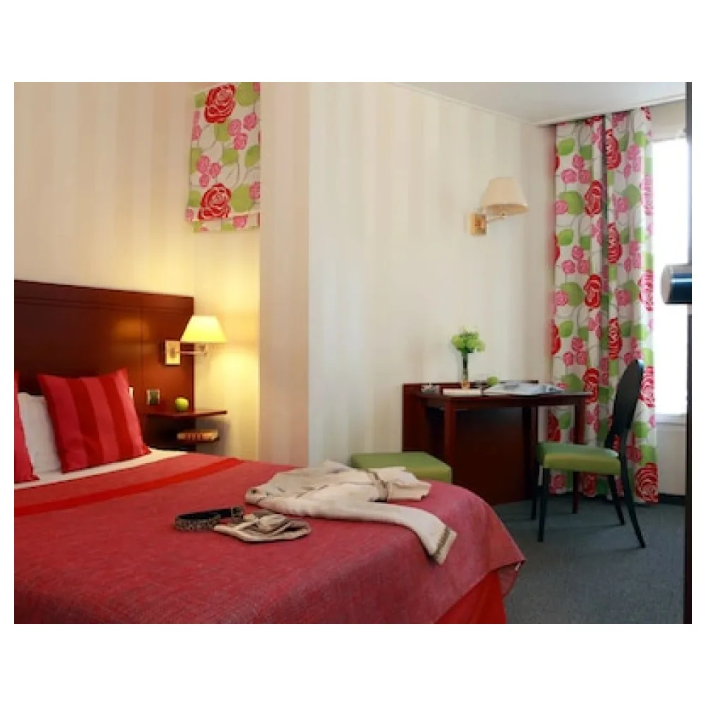 Hotel Espace Champerret