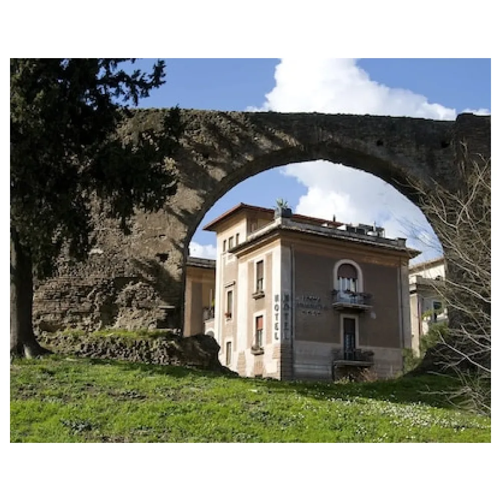 Hotel Emona Aquaeductus