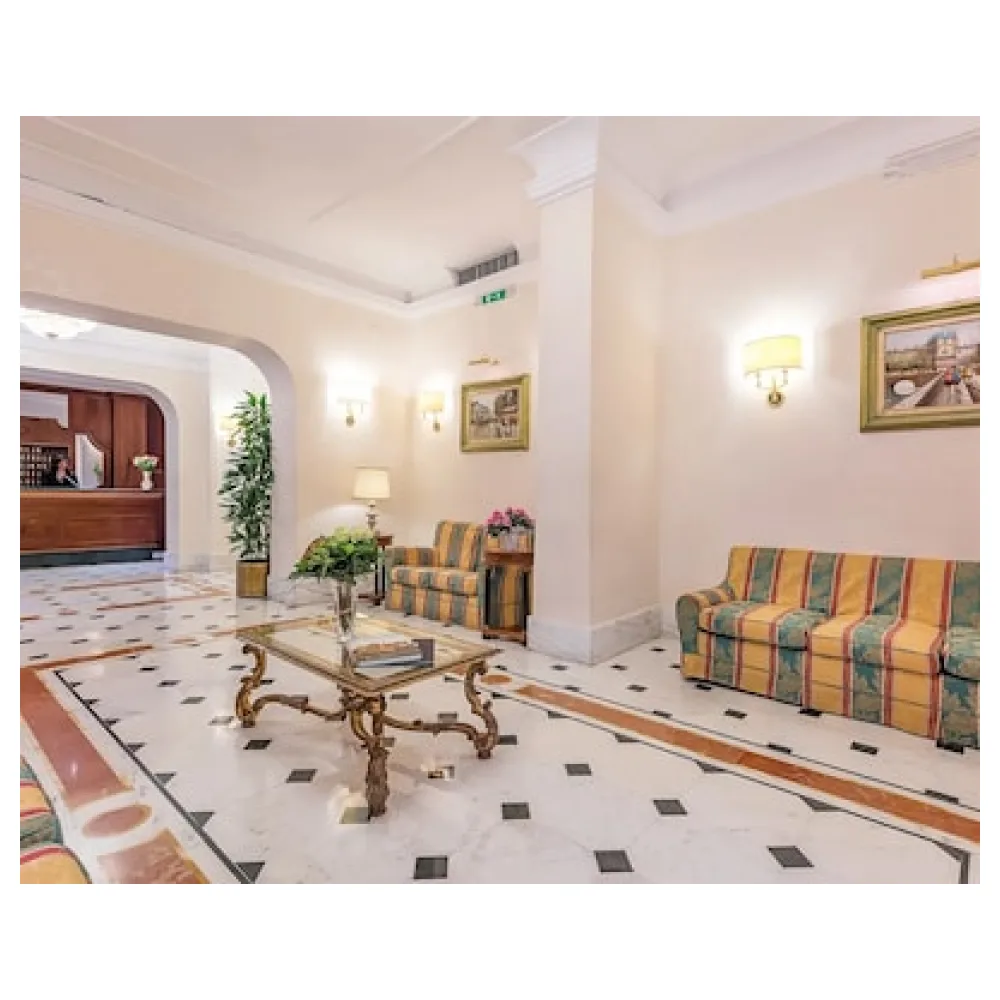 Hotel Lux