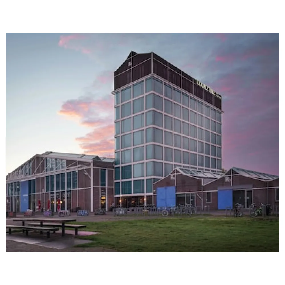 DoubleTree by Hilton Amsterdam - NDSM Wharf