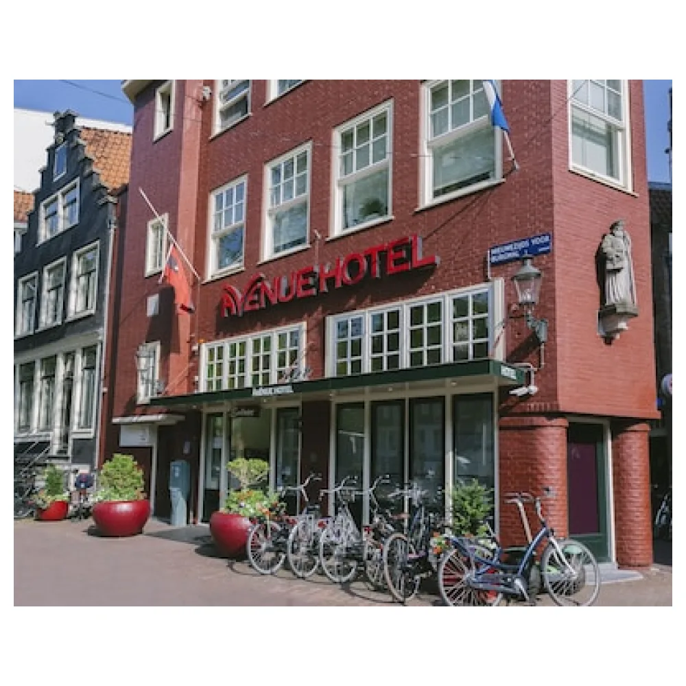Avenue Hotel