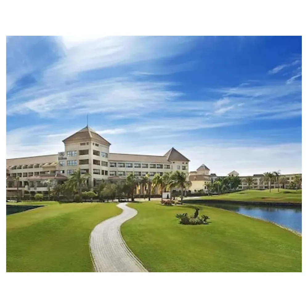 Hilton Pyramids Golf